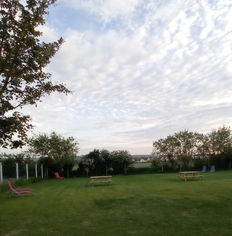فندق La Ferme Du Guindal ماركيز المظهر الخارجي الصورة